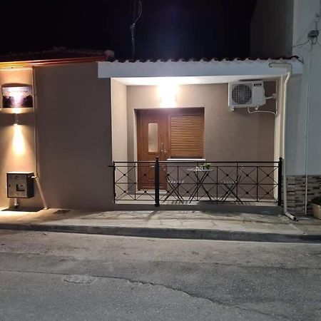 Enjoy Meteora Three Apartment Калампака Екстериор снимка