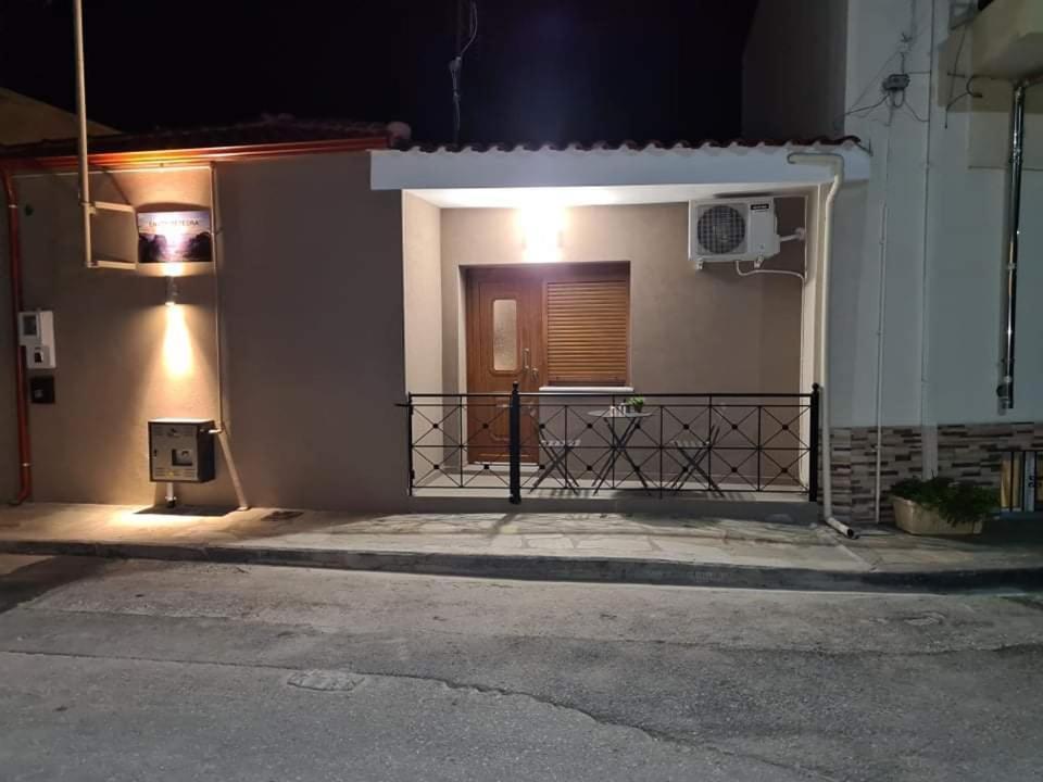 Enjoy Meteora Three Apartment Калампака Екстериор снимка